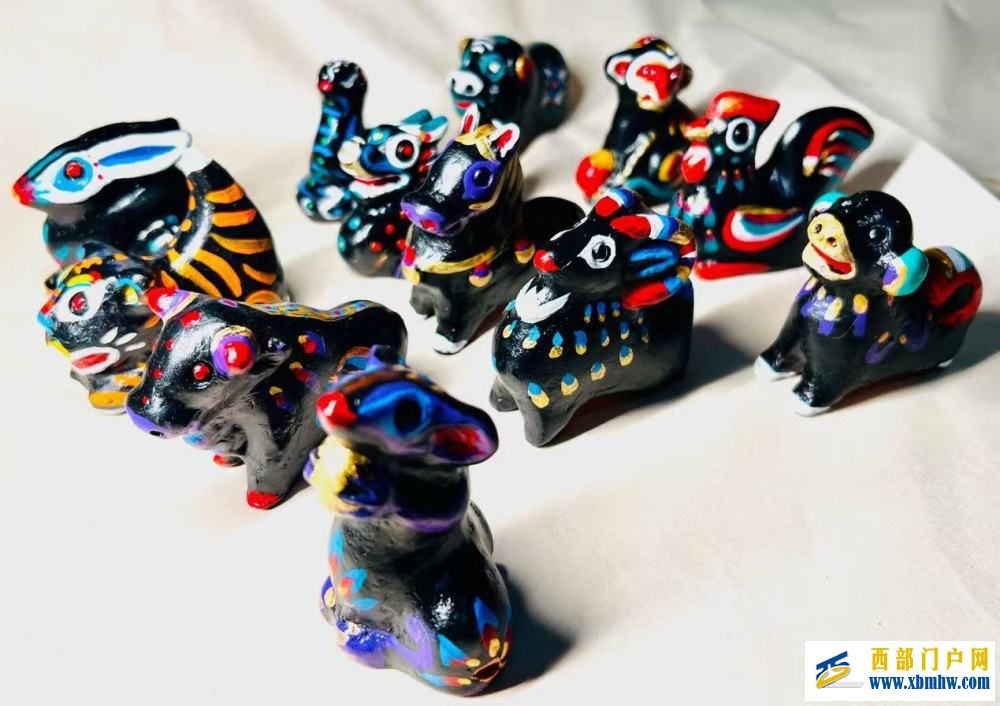 文艺志愿服务让非遗“活”起来(图1) 文艺志愿服务让非遗“活”起来(图1)