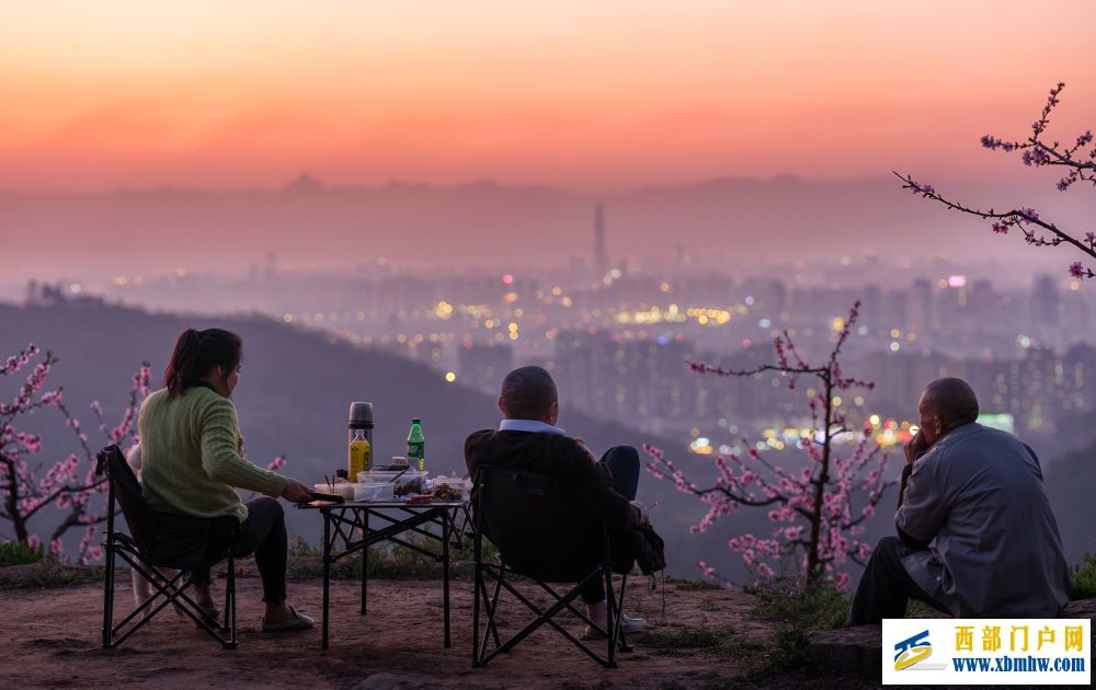 在成都|从晨曦到夜色,感受生态之城的绿色脉搏(图29) 在成都|从晨曦到夜色,感受生态之城的绿色脉搏(图29)