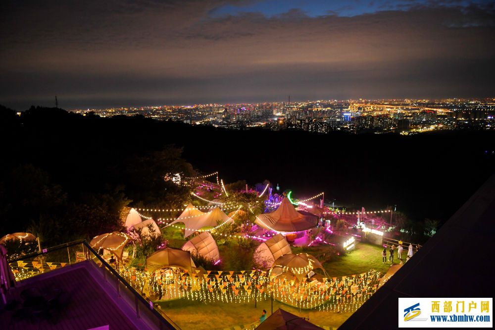 在成都|从晨曦到夜色,感受生态之城的绿色脉搏(图30) 在成都|从晨曦到夜色,感受生态之城的绿色脉搏(图30)